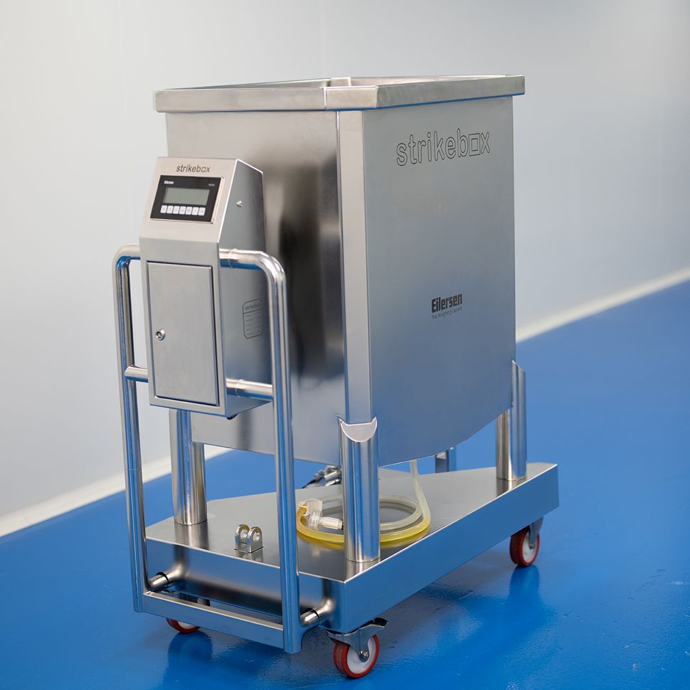 cleanrom mobile weighing tote side view